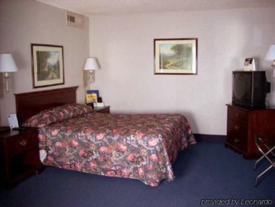 Sunflower Inn & Suites - Garden City Szoba fotó