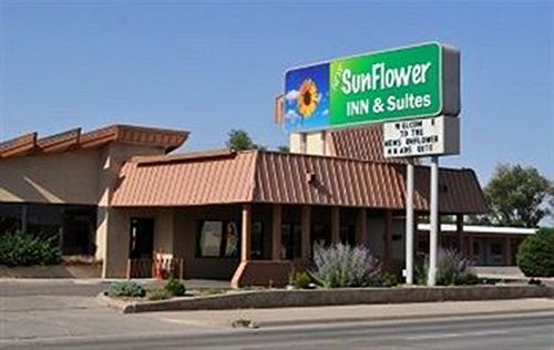 Sunflower Inn & Suites - Garden City Kültér fotó